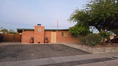 4342 N Radin Ave in Tucson, AZ - Building Photo - Building Photo
