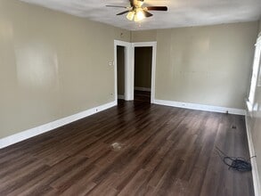 210 Cherry St in Clarksdale, MS - Building Photo - Building Photo