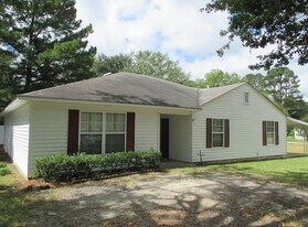 112 Bon View Dr in Sumter, SC - Building Photo