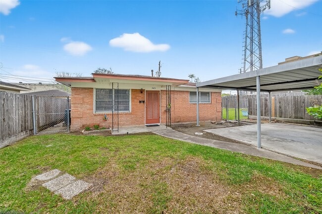property at 3428 Bradford St