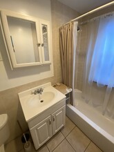 8 Harvest St, Unit 2 in Boston, MA - Building Photo - Building Photo