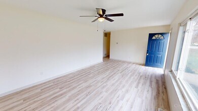 10797 Jeff Ln in Cincinnati, OH - Building Photo - Building Photo