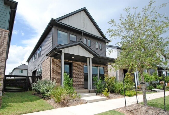 property at 18643 Parkland Row Dr