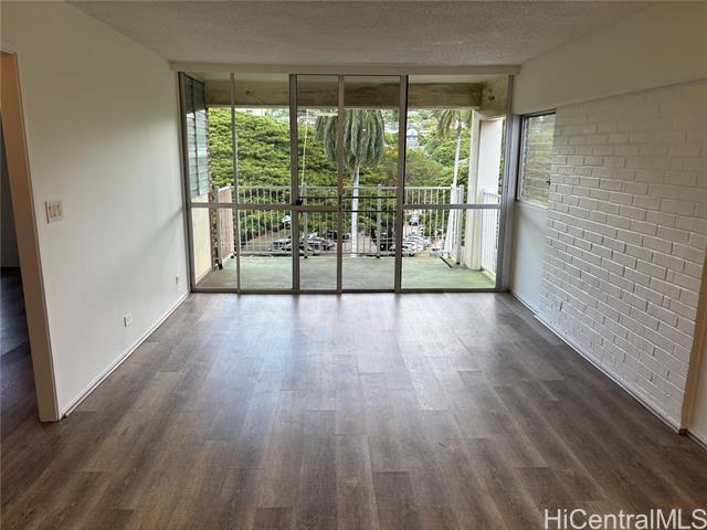 1535 Punahou St in Honolulu, HI - Building Photo