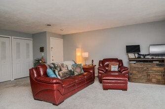 21 Concord Greene, Unit 8 in Concord, MA - Building Photo - Building Photo