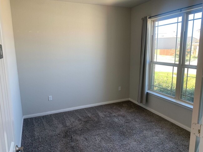 6814 Hibiscus Falls in San Antonio, TX - Building Photo - Building Photo