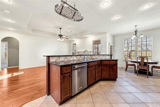 3236 W Westbury St in Fayetteville, AR - Building Photo - Building Photo