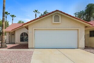 1129 N Willow St in Chandler, AZ - Building Photo