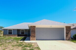 3479 Shelley Dr in Green Cove Springs, FL - Building Photo