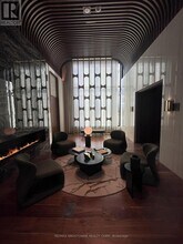 3240 William Coltson Ave in Oakville, ON - Building Photo - Building Photo