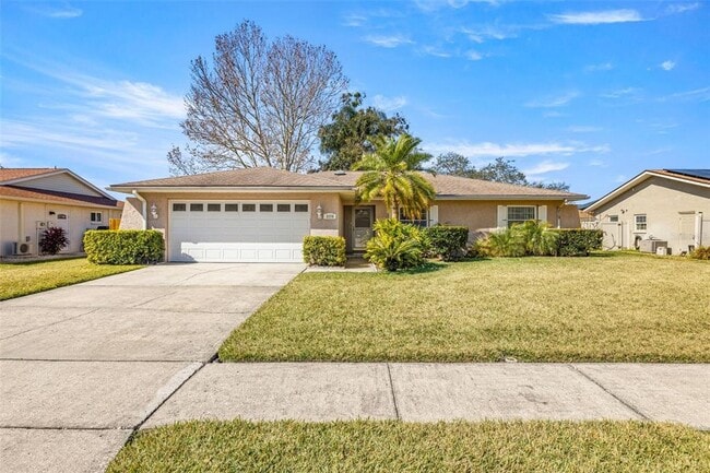 3376 Wind Chime Dr in Clearwater, FL - Building Photo - Building Photo