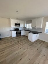 1029 Oleander St, Unit B in Brea, CA - Building Photo - Building Photo
