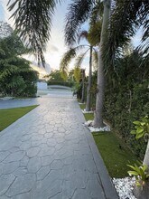 4171 SW 99th Ct in Miami, FL - Building Photo - Building Photo