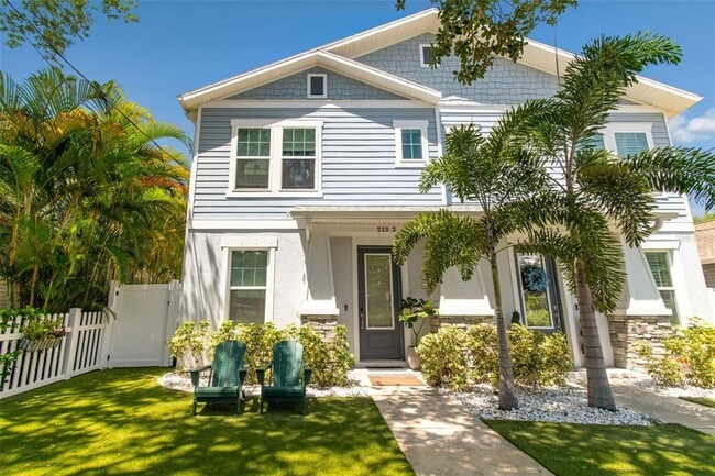 property at 213 S Albany Ave