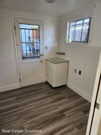 1431 Orange Ave photo'