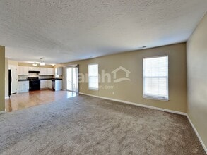 5490 Appaloosa Cir in Morrow, OH - Building Photo - Building Photo