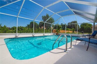 110 Duban St in Sebastian, FL - Foto de edificio - Building Photo