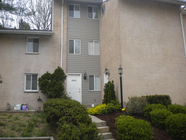 9345 Reader Ln, Unit A