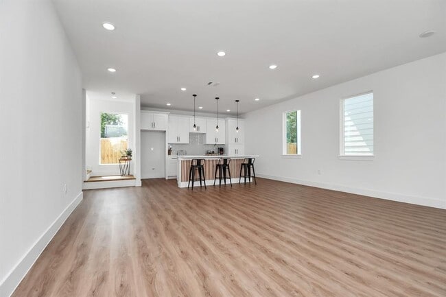 235 Julia St in Houston, TX - Building Photo - Building Photo