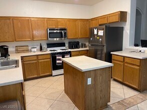 2914 Pumpkin Harvest Ave in North Las Vegas, NV - Building Photo - Building Photo