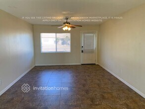 3033 E Corrine Dr in Phoenix, AZ - Foto de edificio - Building Photo