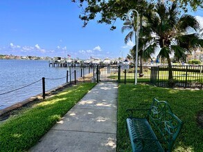 127 Yacht Club Way in Hypoluxo, FL - Building Photo - Building Photo
