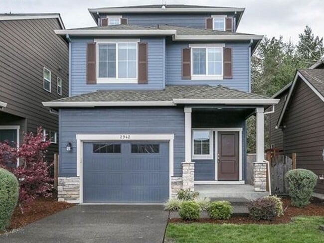 property at 2942 SE Marston Ave