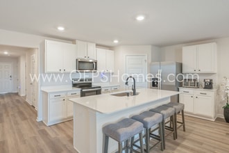 4618 Naval Ct in Crestview, FL - Building Photo - Building Photo