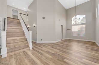 1367 Cadence St in Henderson, NV - Building Photo - Building Photo