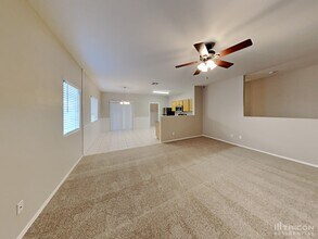 962 E Cowboy Cove Trail in San Tan Valley, AZ - Building Photo - Building Photo