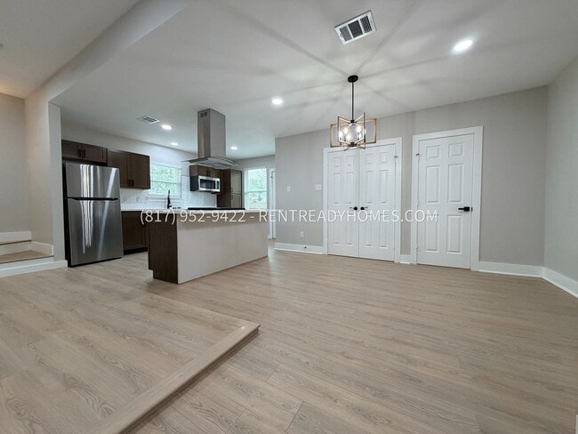 8318 Jennings St in Houston, TX - Building Photo - Building Photo