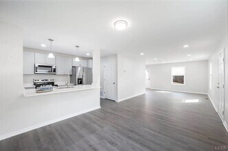 2410 Poplar St in Lynchburg, VA - Building Photo - Building Photo