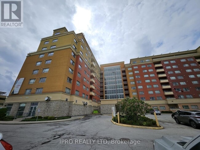 property at 1686-91686 Main St W