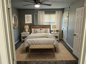 2314 Pickerton Dr in Deer Park, TX - Foto de edificio - Building Photo