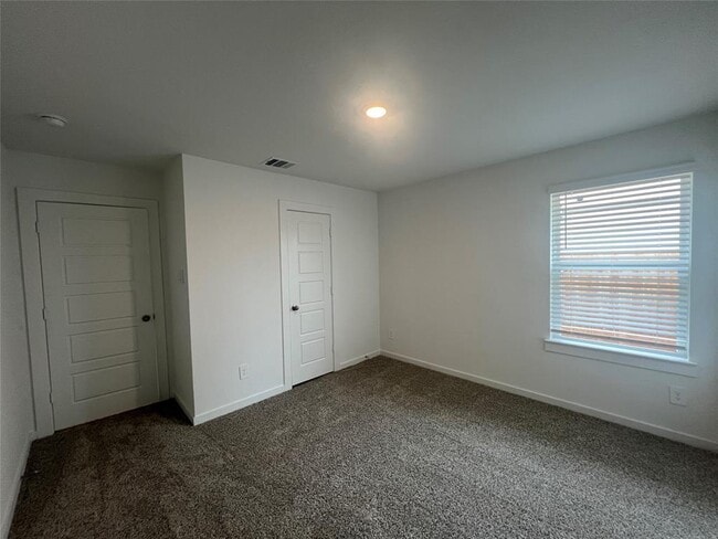 8538 Sandy Coral Ln in Iowa Colony, TX - Building Photo - Building Photo