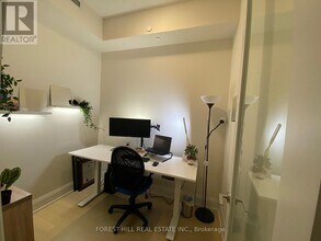 25 Water Walk Dr in Markham, ON - Building Photo - Building Photo