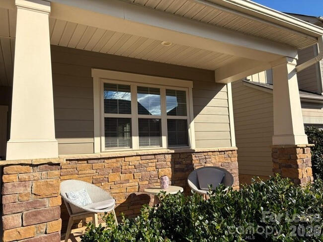 1055 Delridge St in Waxhaw, NC - Building Photo - Building Photo