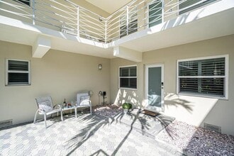 100 Venetian Dr in Delray Beach, FL - Building Photo - Building Photo