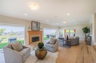 15541 Aqua Verde Dr in Los Angeles, CA - Building Photo - Building Photo