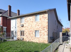 424 E 14th Ave in Columbus, OH - Building Photo