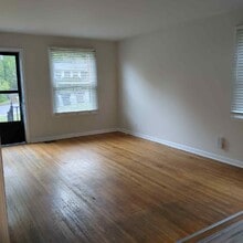 493 Westcrest Dr in Nashville, TN - Building Photo - Building Photo