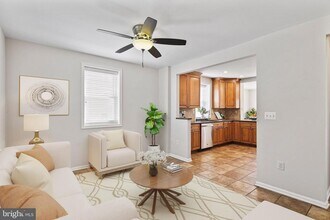 8364 Country Life Rd in Pasadena, MD - Building Photo - Building Photo