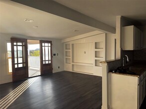 120 Scarlet Ibis Pass in Del Valle, TX - Building Photo - Building Photo