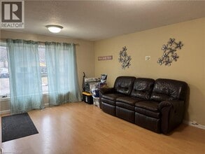 60 Helene Crescent in Waterloo, ON - Building Photo - Building Photo