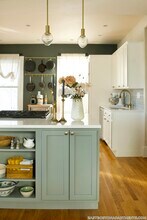 150 Bremen St in Boston, MA - Foto de edificio - Building Photo