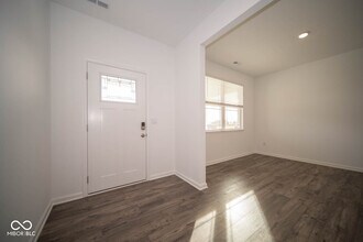 60 Varner Dr in Whiteland, IN - Building Photo - Building Photo