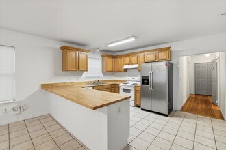519 W 6th Ave in Tallahassee, FL - Foto de edificio - Building Photo