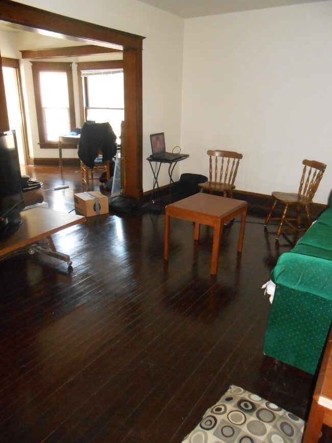 402 Doty St in Eau Claire, WI - Building Photo - Building Photo