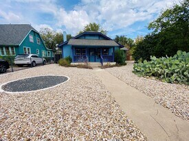 404 E 35th St in Austin, TX - Building Photo