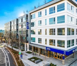 Owl Northgate in Seattle, WA - Foto de edificio - Building Photo